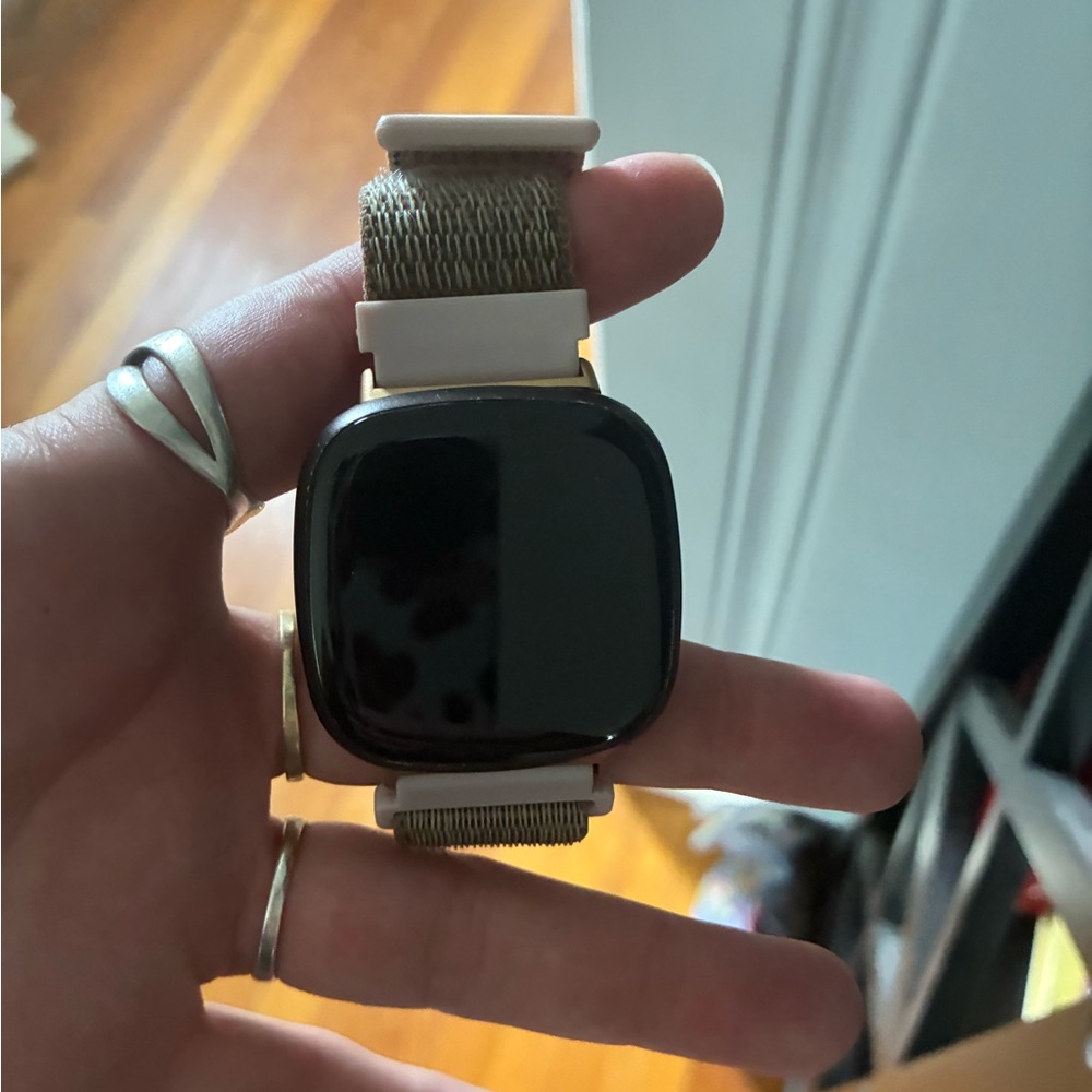 Fitbit Versa 3